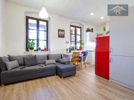 Pronájem bytu, 2+kk, 57 m²