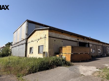 Prodej výrobní prostory, 2 724 m²