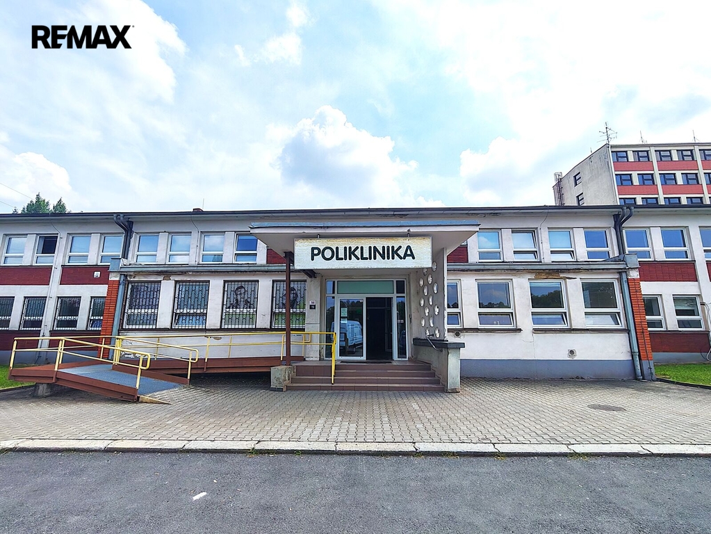 Budova