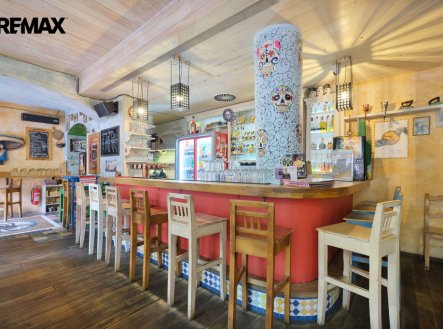 Pronájem restaurace, 141 m²