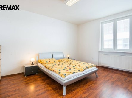 Pronájem bytu, 2+kk, 48 m²