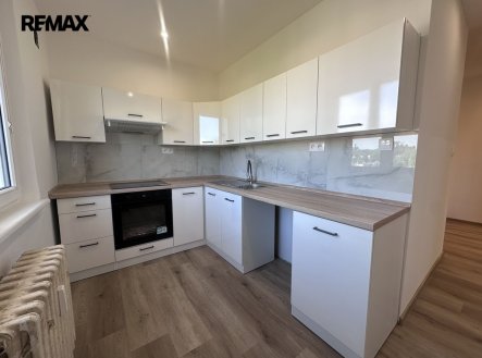 Pronájem bytu, 2+1, 57 m²