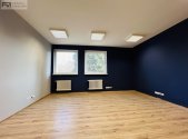 Pronájem kanceláře, 1 053 m²