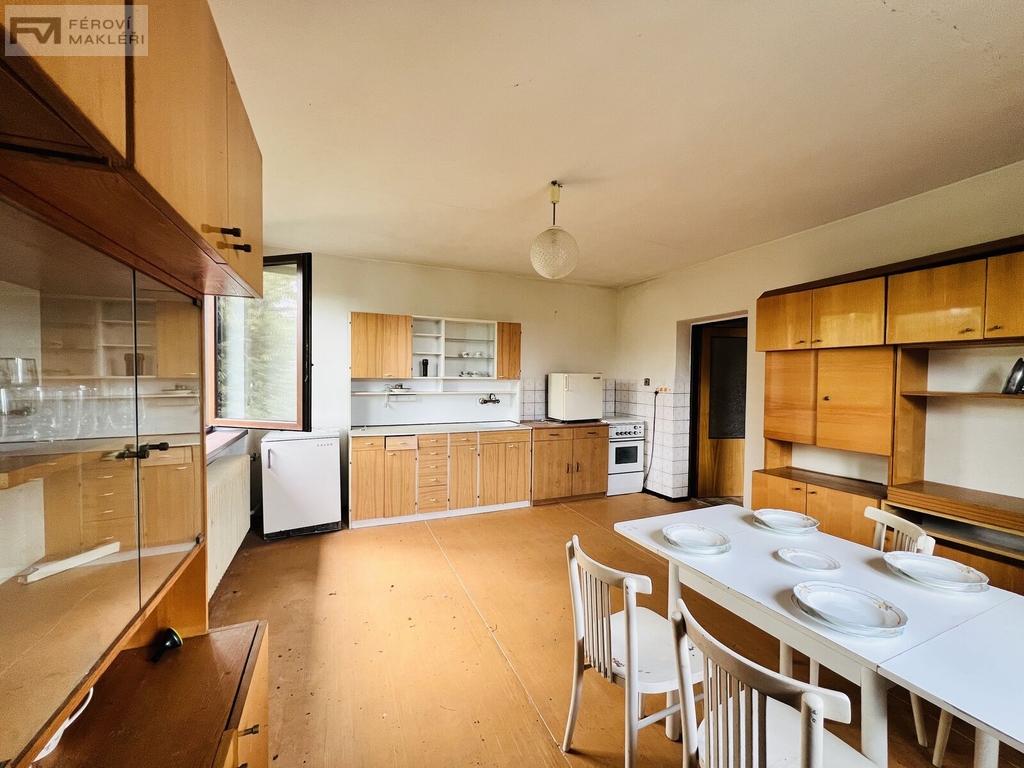 img-9898.jpg