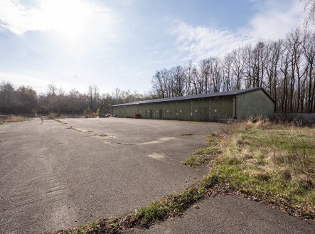 Prodej komerčního objektu, sklad, 2 250 m²