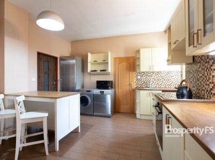 Prodej domu/vily, 229 m²