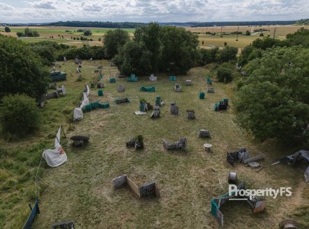 Prodej pozemku pro komerční výstavbu, 16 033 m²