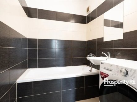 Pronájem bytu, 3+1, 70 m²