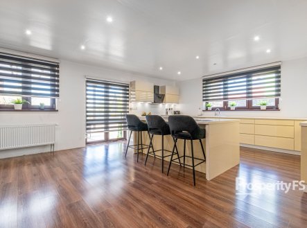 Prodej domu/vily, 290 m²