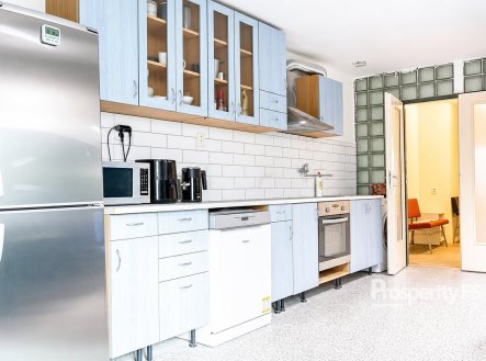Pronájem komerčního objektu, jiný, 16 m²