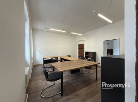Pronájem kanceláře, 55 m²
