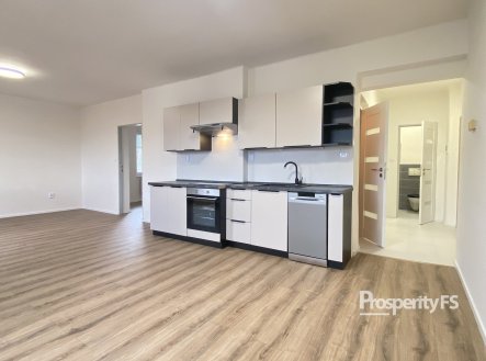 Pronájem bytu, 2+kk, 67 m²