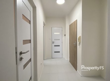 Pronájem bytu, 2+kk, 67 m²