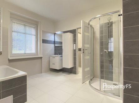 Pronájem bytu, 2+kk, 67 m²