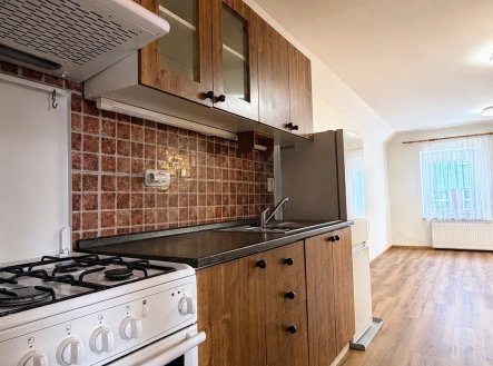 Pronájem bytu, 1+kk, 35 m²