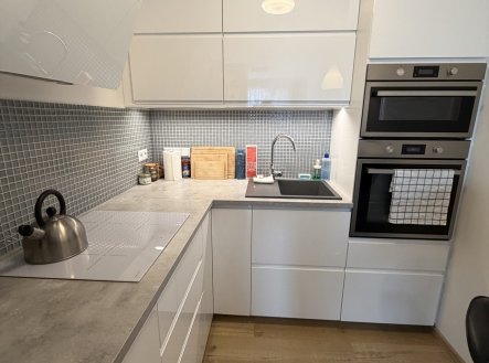 Pronájem bytu, 2+kk, 42 m²