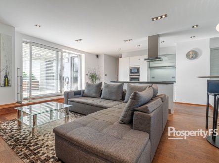 Pronájem bytu, 4+kk, 100 m²