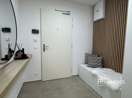 Pronájem bytu, 3+kk, 87 m²