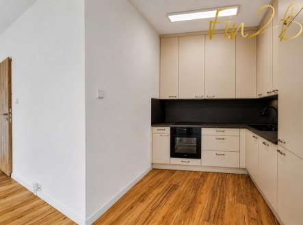 Pronájem bytu, 1+kk, 35 m²