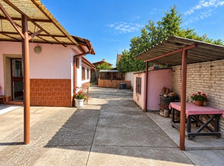 Prodej domu/vily, 200 m²