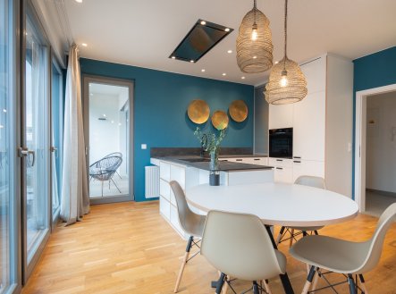 Pronájem bytu, 2+kk, 65 m²