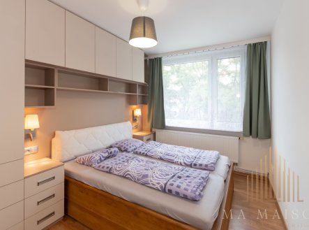 Pronájem bytu, 3+kk, 72 m²