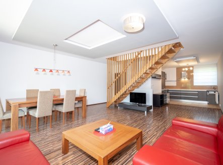 Pronájem bytu, 4+kk, 120 m²