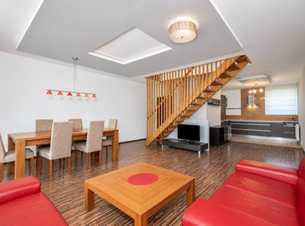 Pronájem bytu, 4+kk, 120 m²