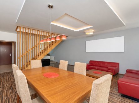 Pronájem bytu, 4+kk, 120 m²