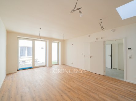 Pronájem kanceláře, 156 m²