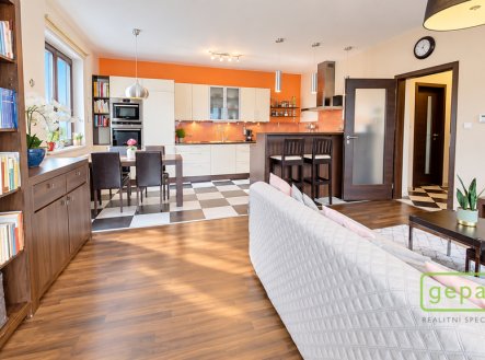 Prodej bytu, 4+kk, 122 m²