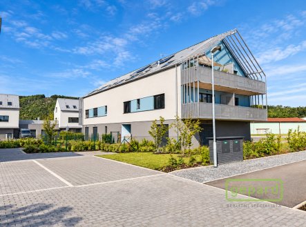 Pronájem bytu, 1+kk, 103 m²
