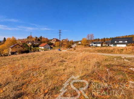 Prodej pozemku pro bydlení, 2 037 m²