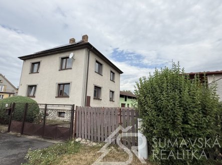 Pronájem domu/vily, 200 m²