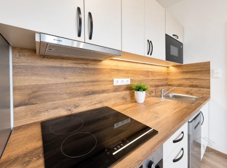 Pronájem bytu, 2+kk, 68 m²