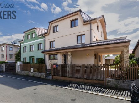Prodej bytu, 2+kk, 146 m²