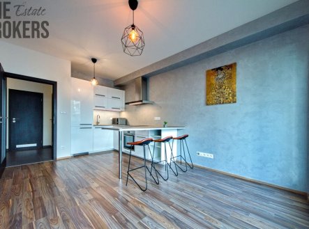 Pronájem bytu, 1+kk, 37 m²