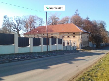 Prodej komerčního objektu, jiný, 900 m² obrázek