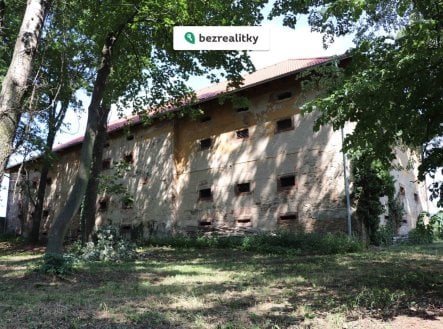 Prodej komerčního objektu, jiný, 900 m²