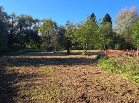 Prodej pozemku pro bydlení, 1 760 m²