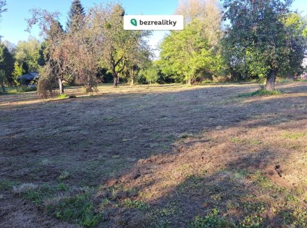 Prodej pozemku pro bydlení, 1 760 m²