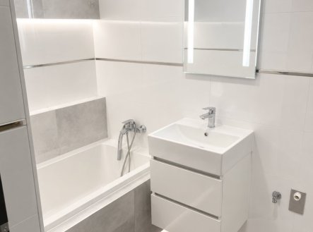 Prodej bytu, 2+kk, 60 m²