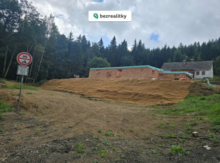 Prodej pozemku pro bydlení, 1 070 m²