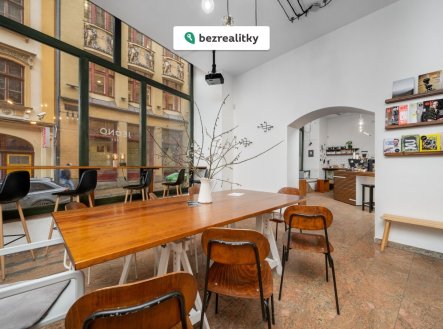 Prodej komerčního objektu, jiný, 57 m²