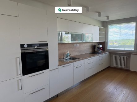 Prodej bytu, 3+kk, 77 m²
