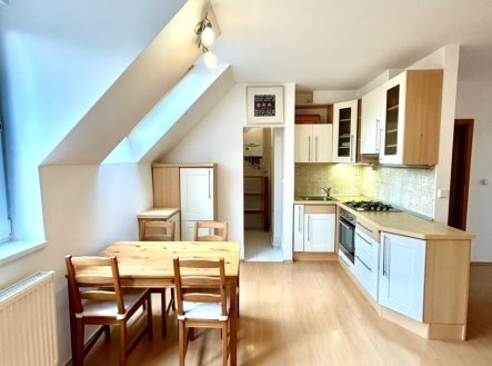 Prodej bytu, 3+kk, 76 m²