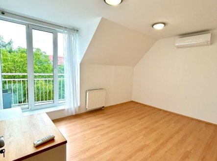 Prodej bytu, 3+kk, 76 m²