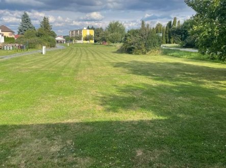 Prodej pozemku pro bydlení, 2 300 m²