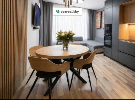 Prodej bytu, 4+kk, 76 m²