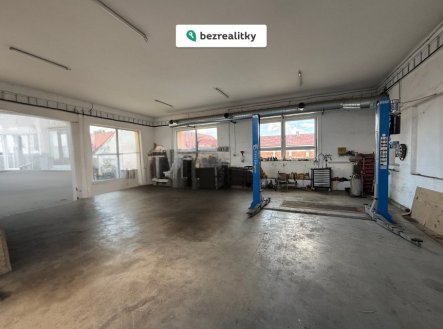 Prodej pozemku pro komerční výstavbu, 7 027 m²